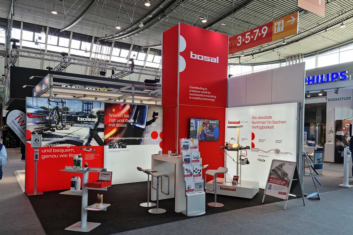 Messestand von Bosal